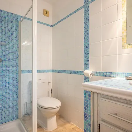 Agay Plage · Duplex 6 Pers 70m² Piscine-50m De La Plage Appartement Saint-Raphaël