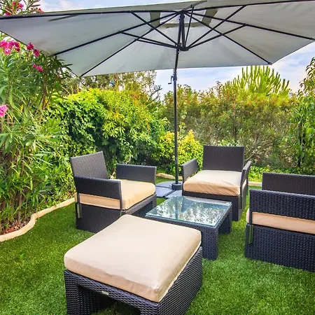 Agay Plage · Duplex 6 Pers 70m² Piscine-50m De La Plage Appartement Saint-Raphaël